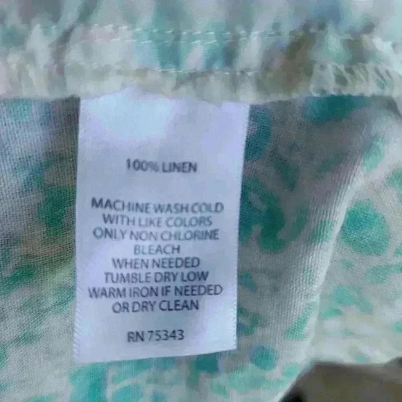 Valerie Bertinelli Turquoise and White Linen Shorts - Picture 5 of 7